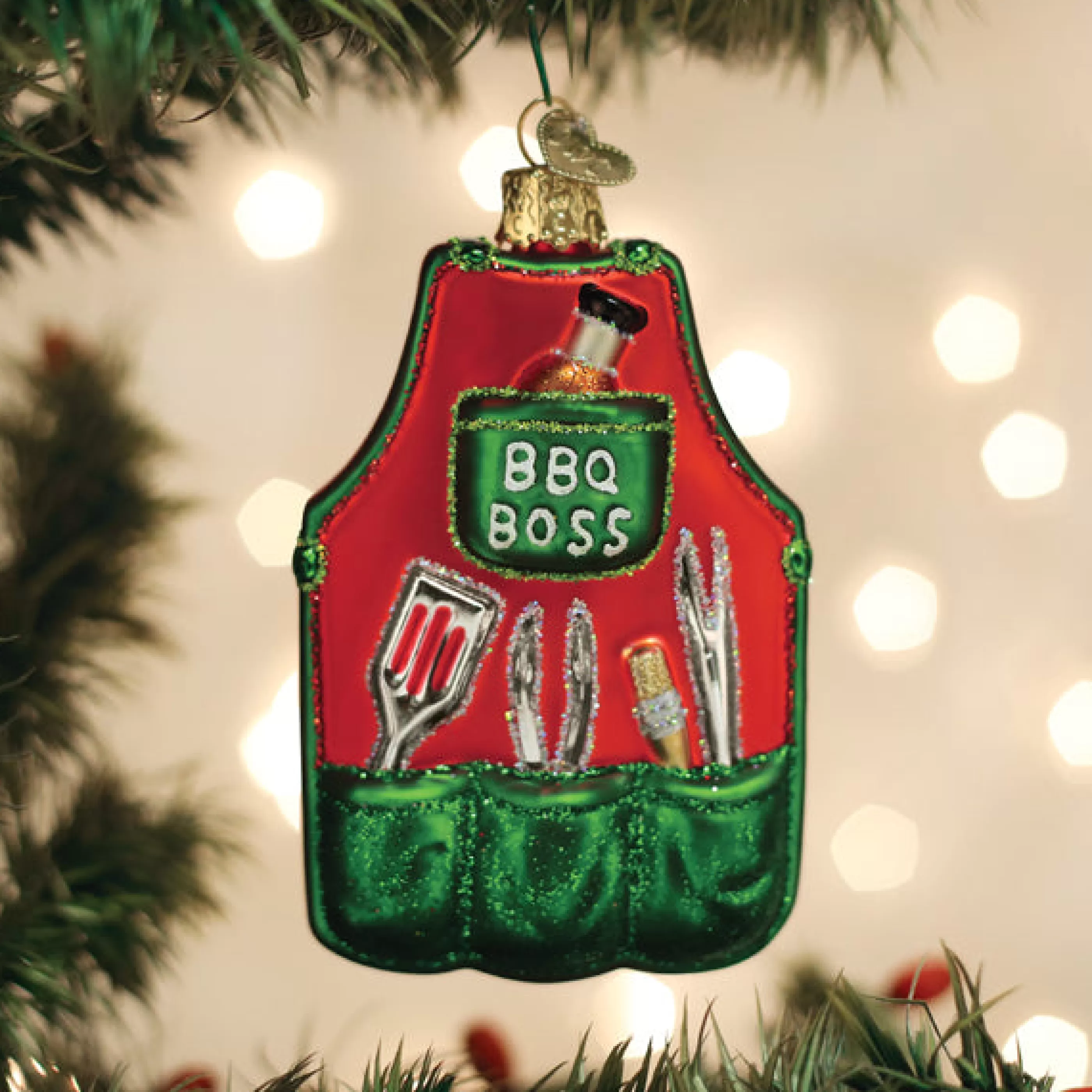 EAST WEST Bbq Apron Ornament