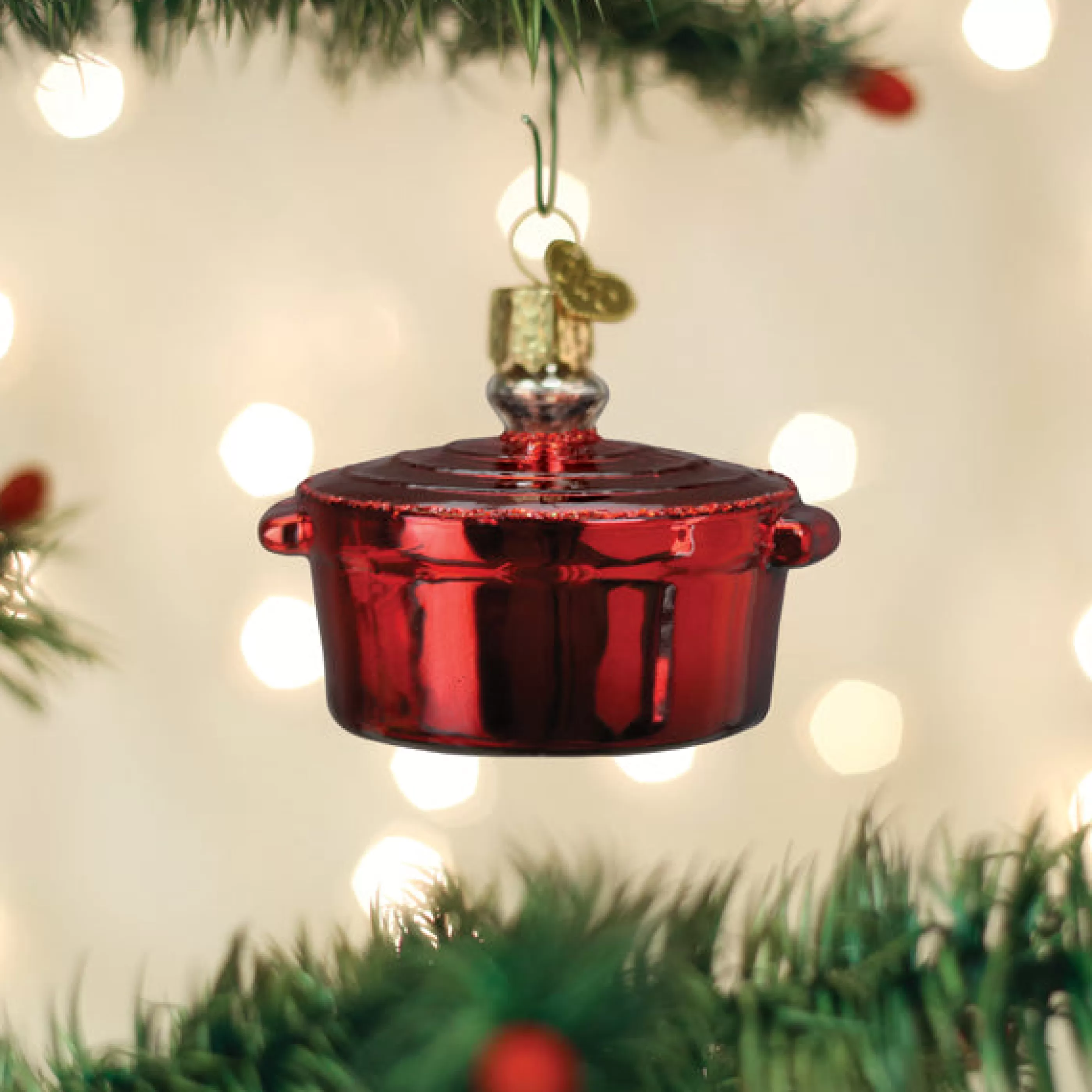 EAST WEST Dutch Oven Ornament