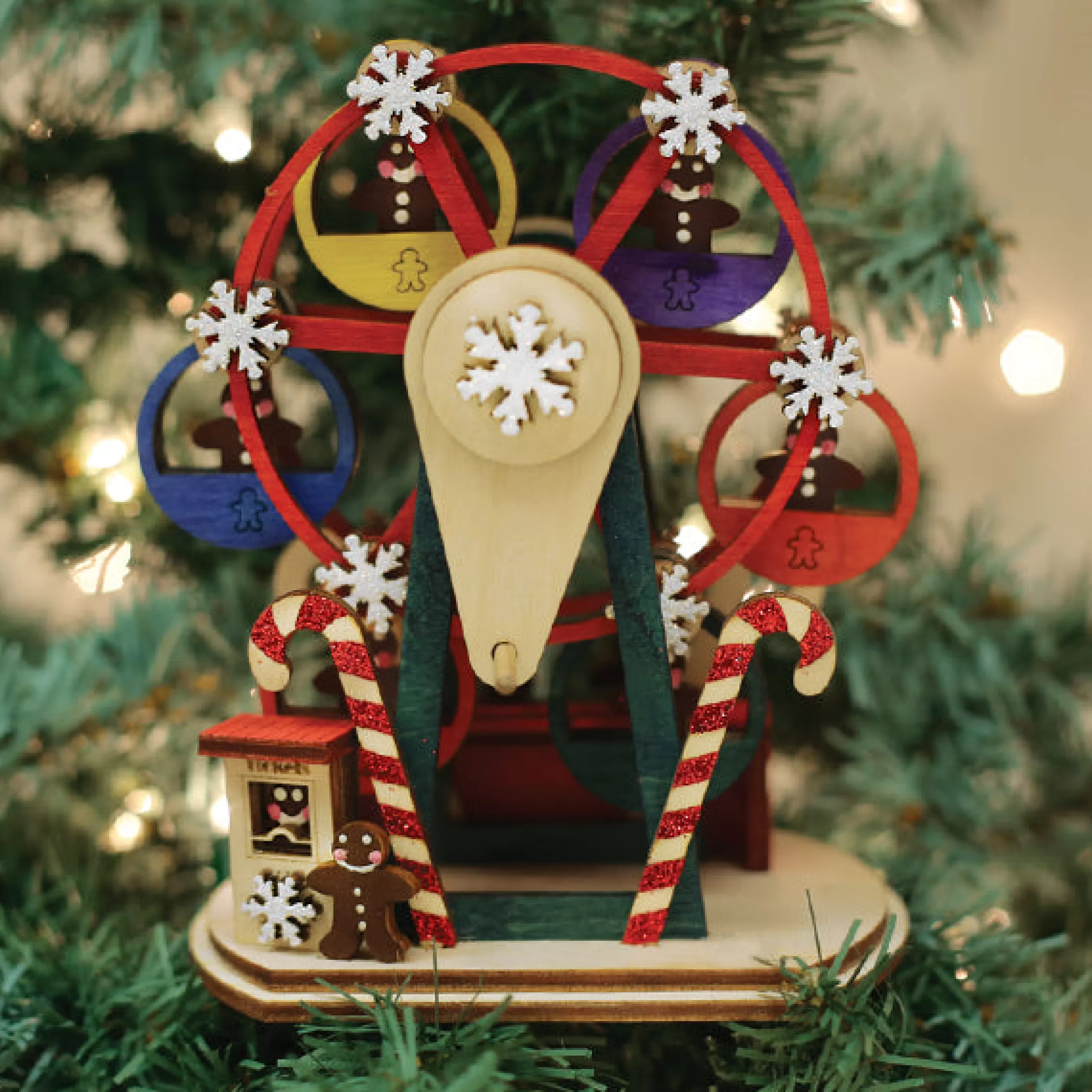 EAST WEST Ginger Man Ferris Wheel Ornament