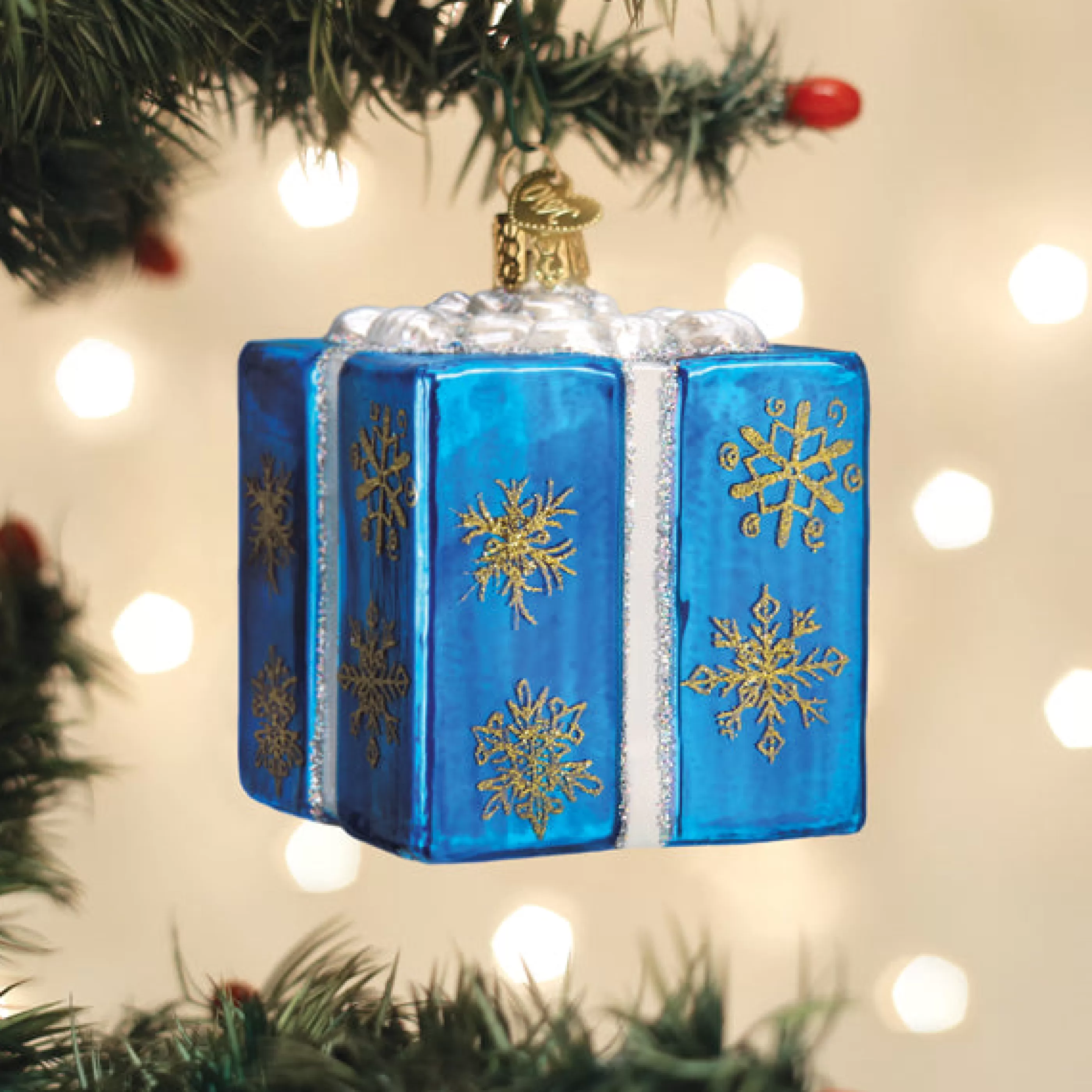 Kasa World Ltd Hanukkah Gift Box Ornament