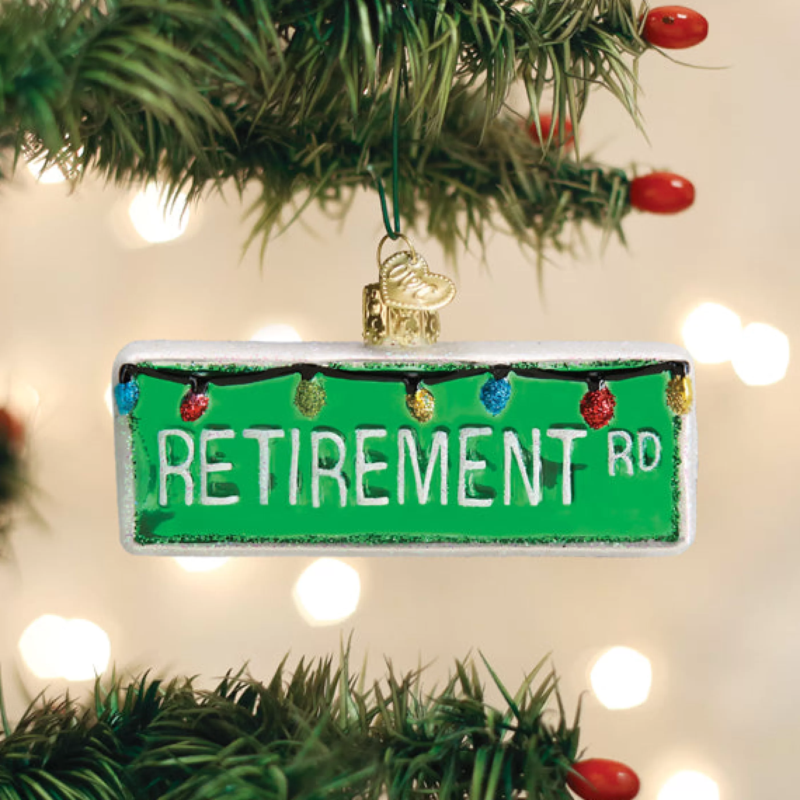 EAST WEST Happy Retirement Ornament