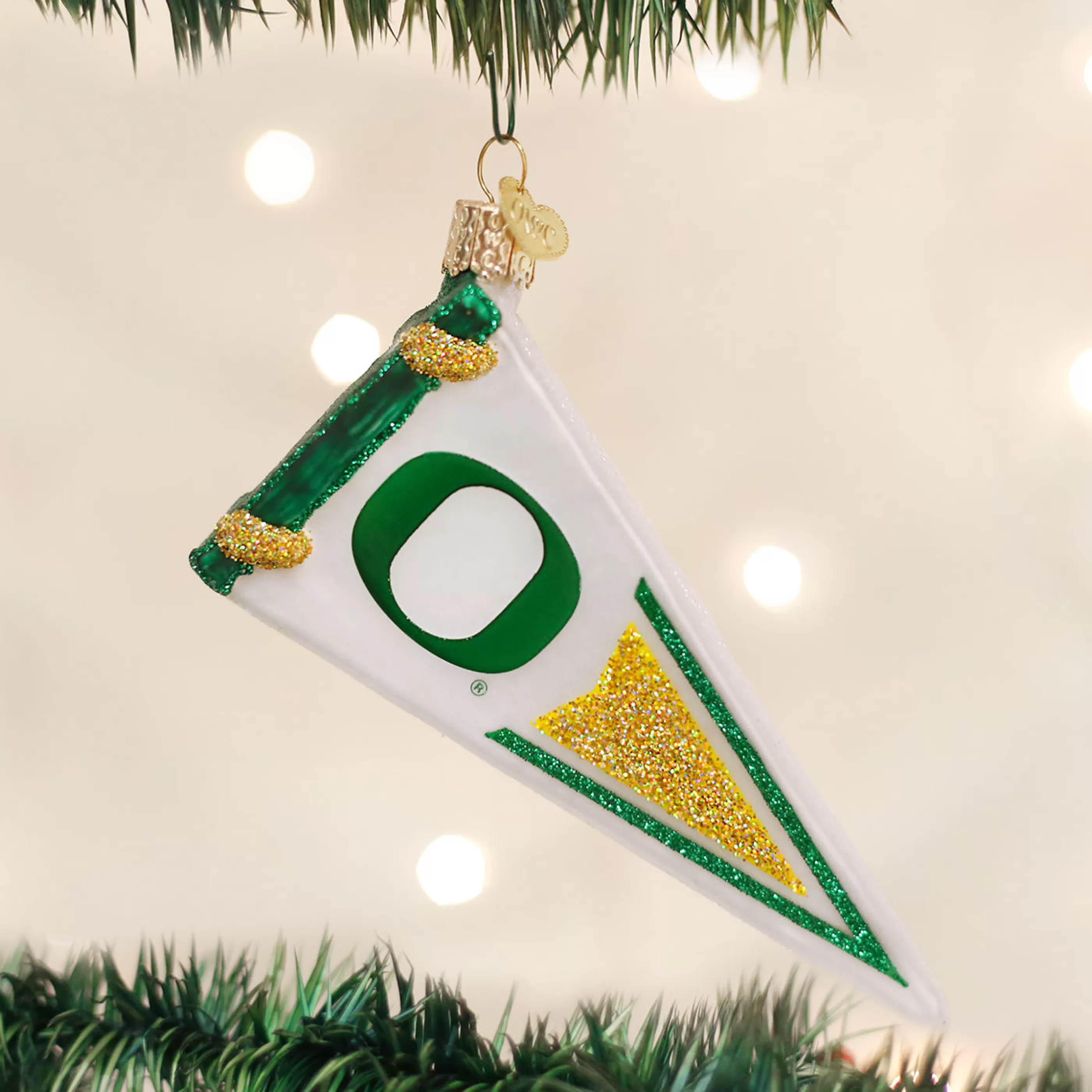 EAST WEST Oregon Pennant Ornament