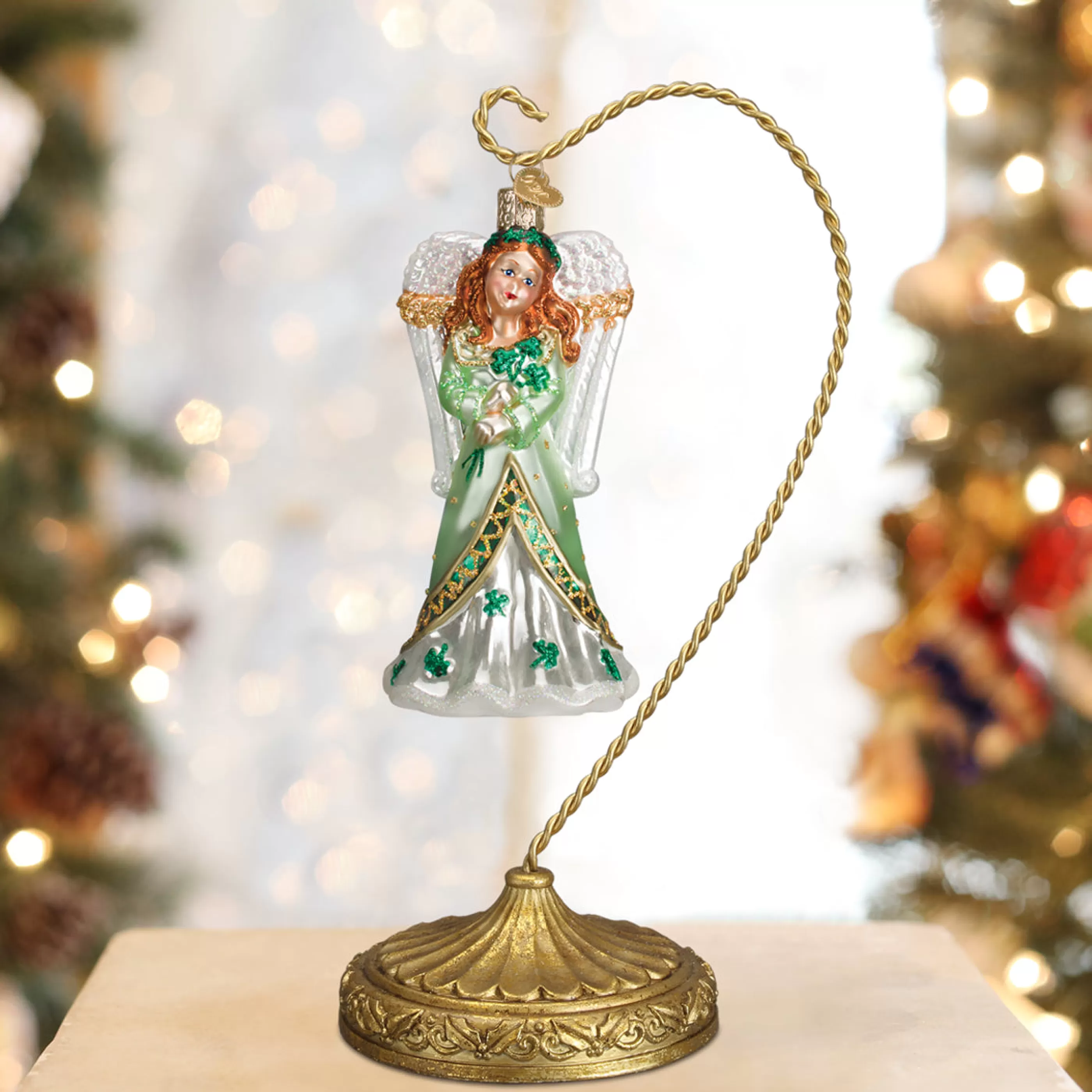 EAST WEST Pedestal Ornament Stand