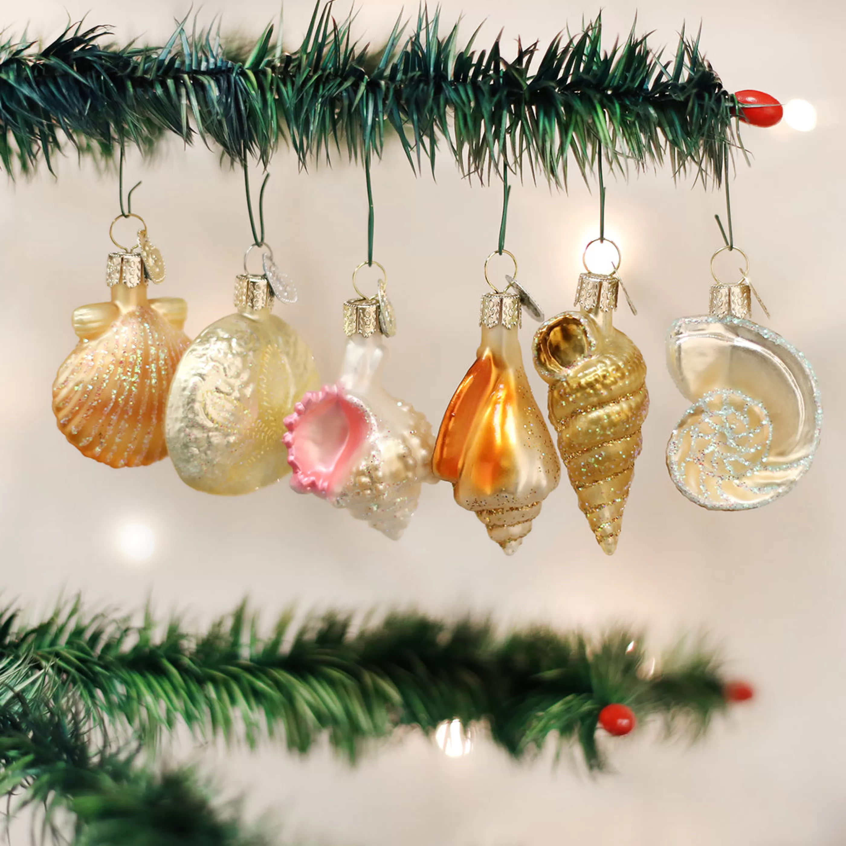 Kasa World Ltd Sea Shell Christmas Ornament Set