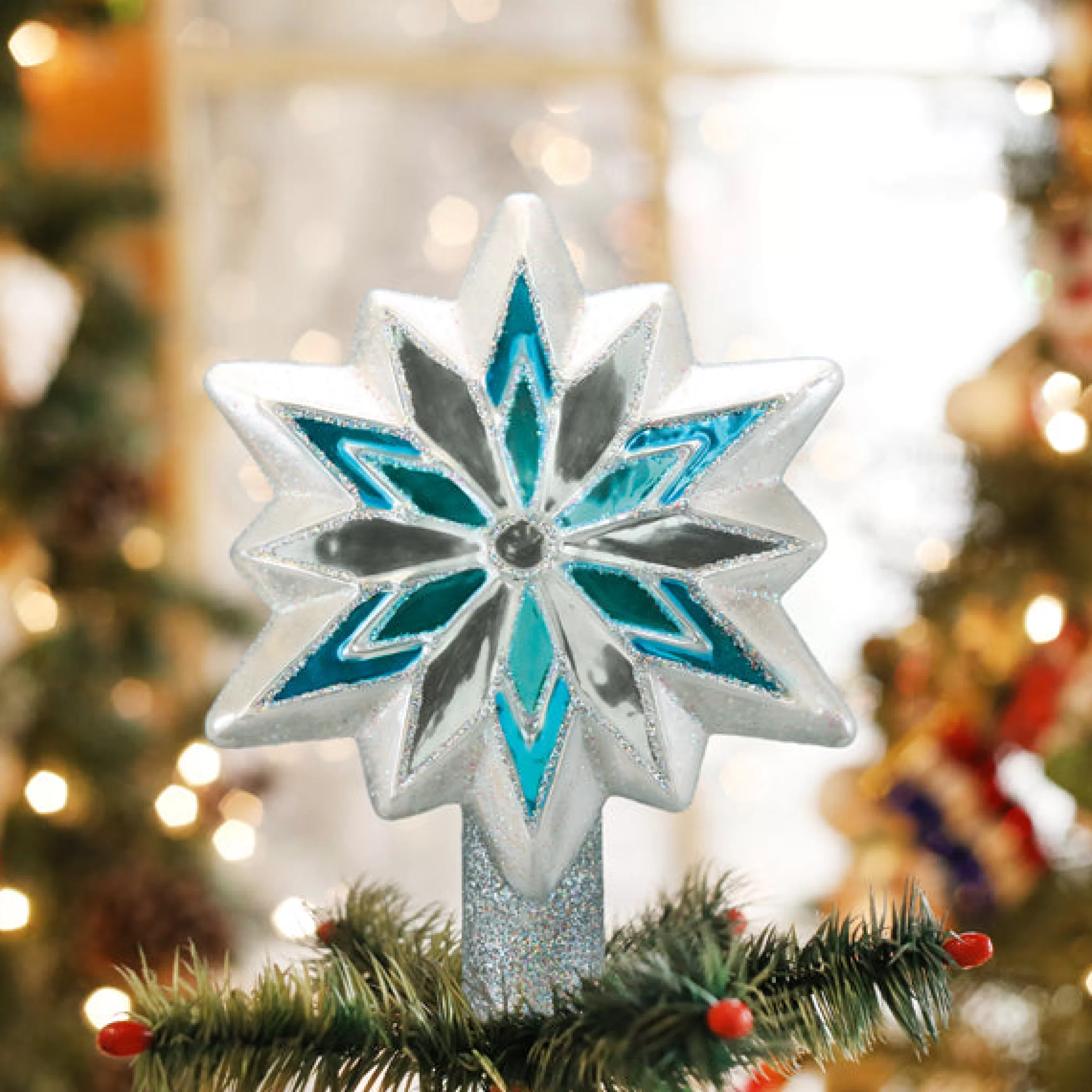 Kasa World Ltd Snowflake Tree Top